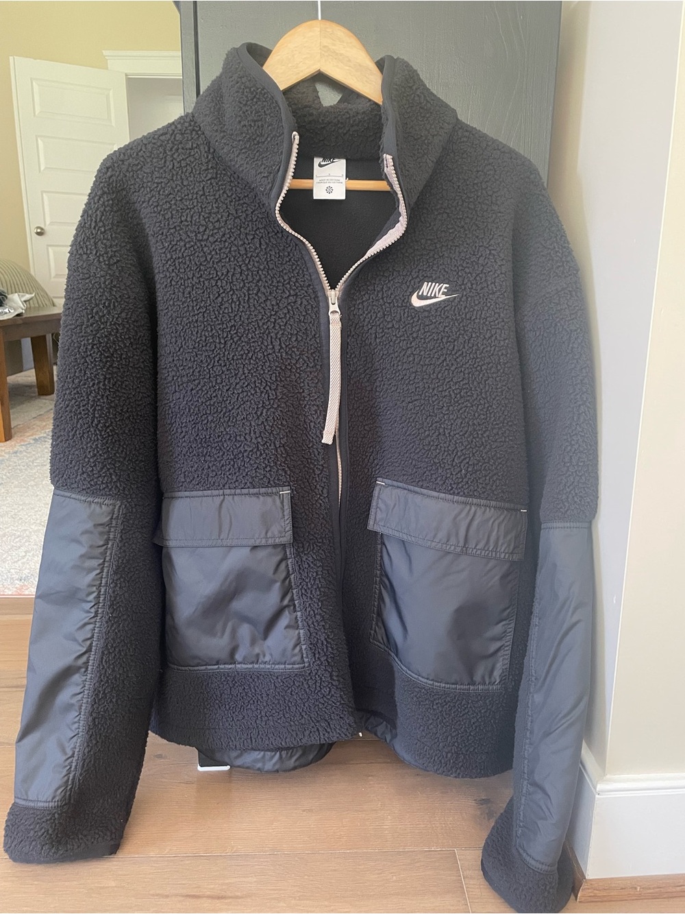 Nike Sportswear Sport Essentials+ Recycled Fleece Jacket, black, large - Picture 2 of 8